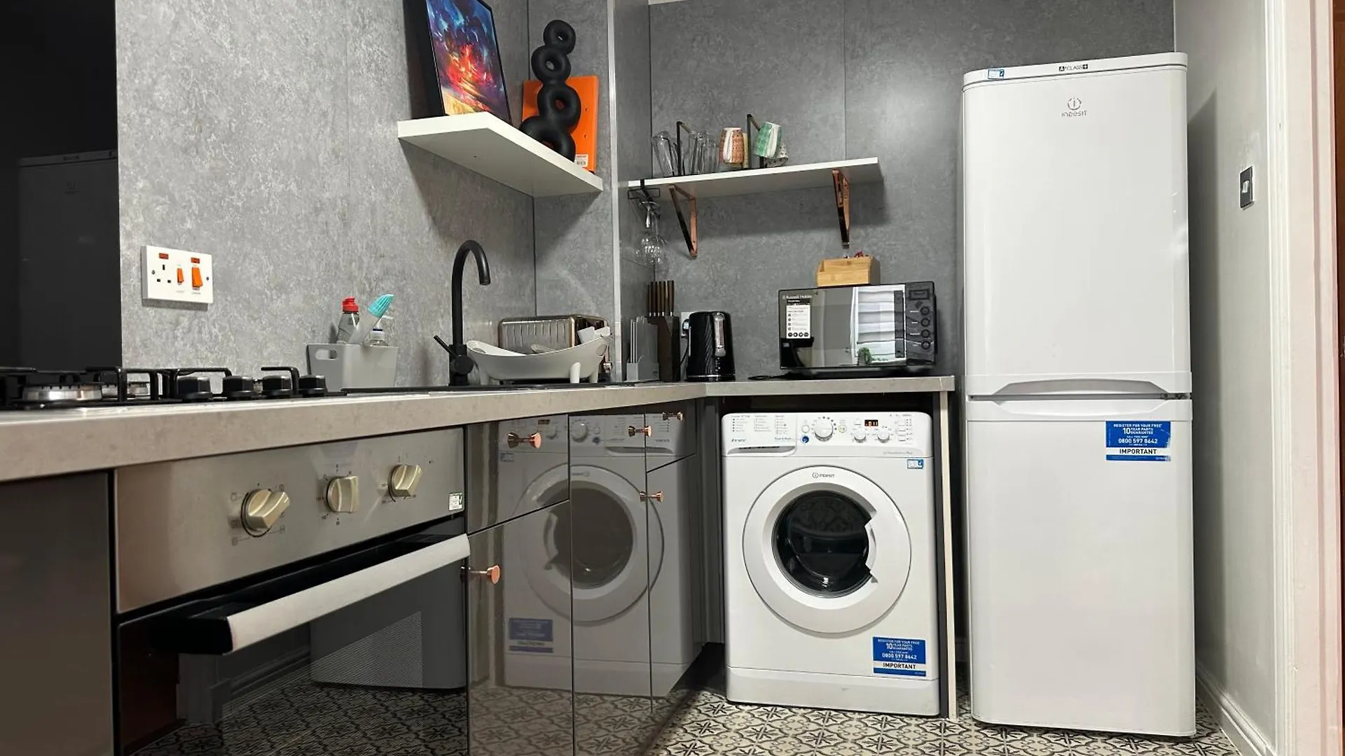 Private Main Door Lovely 2 Bedroom Apartment エディンバラ 0*,