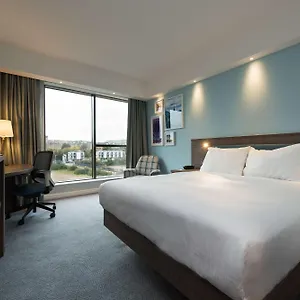 Hampton By Hilton West End אדינבורו