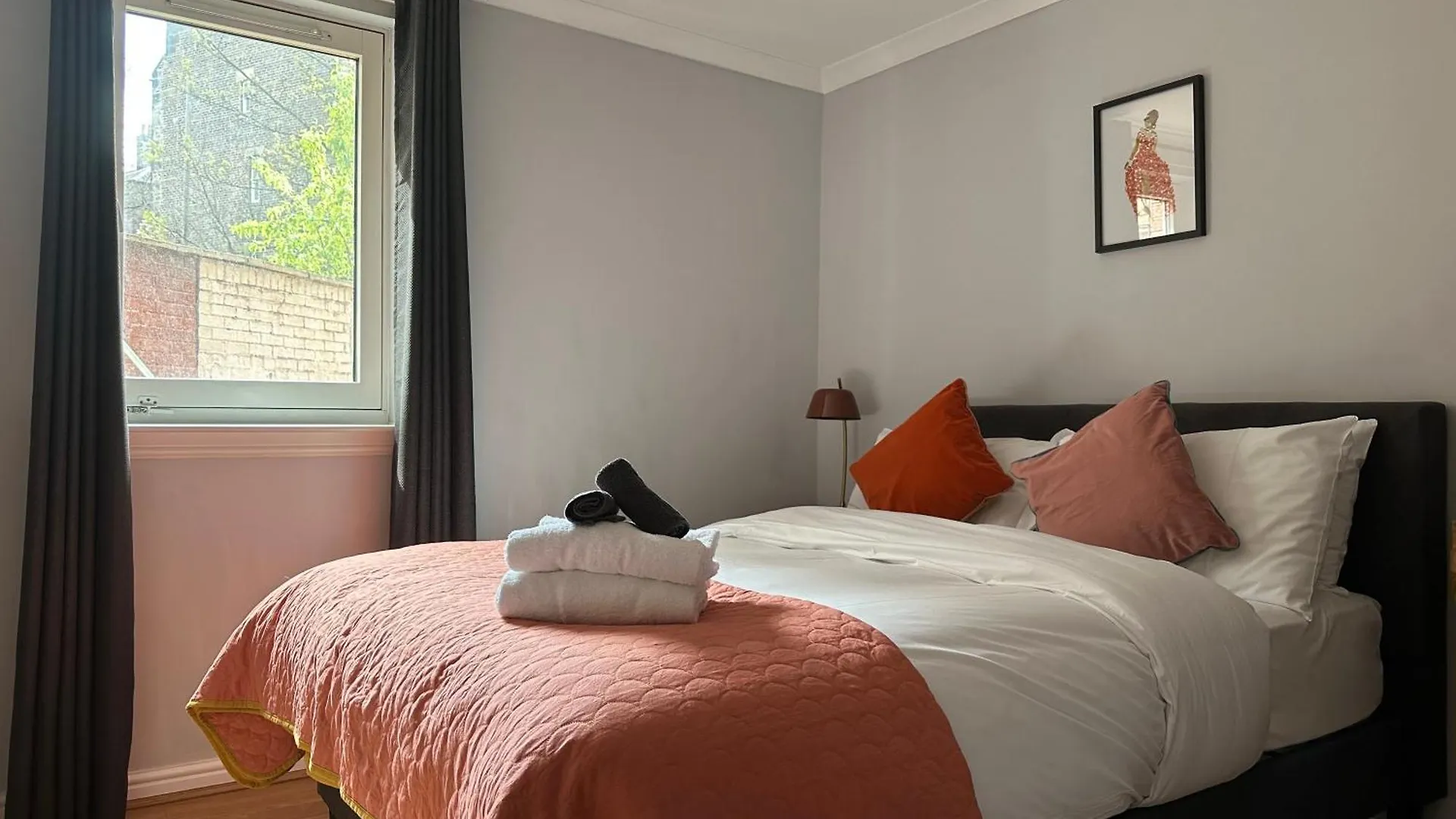 אדינבורו Private Main Door Lovely 2 Bedroom Apartment